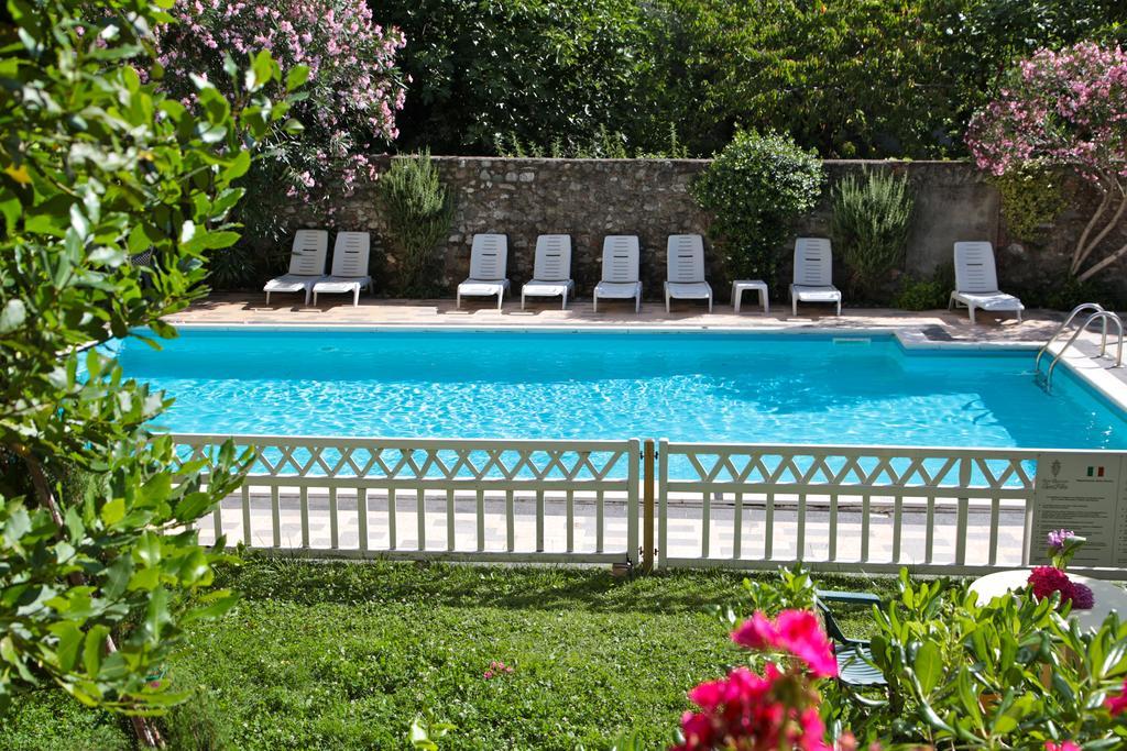 Hotel San Filis サン・フェリーチェ・デル・ベナーコ エクステリア 写真