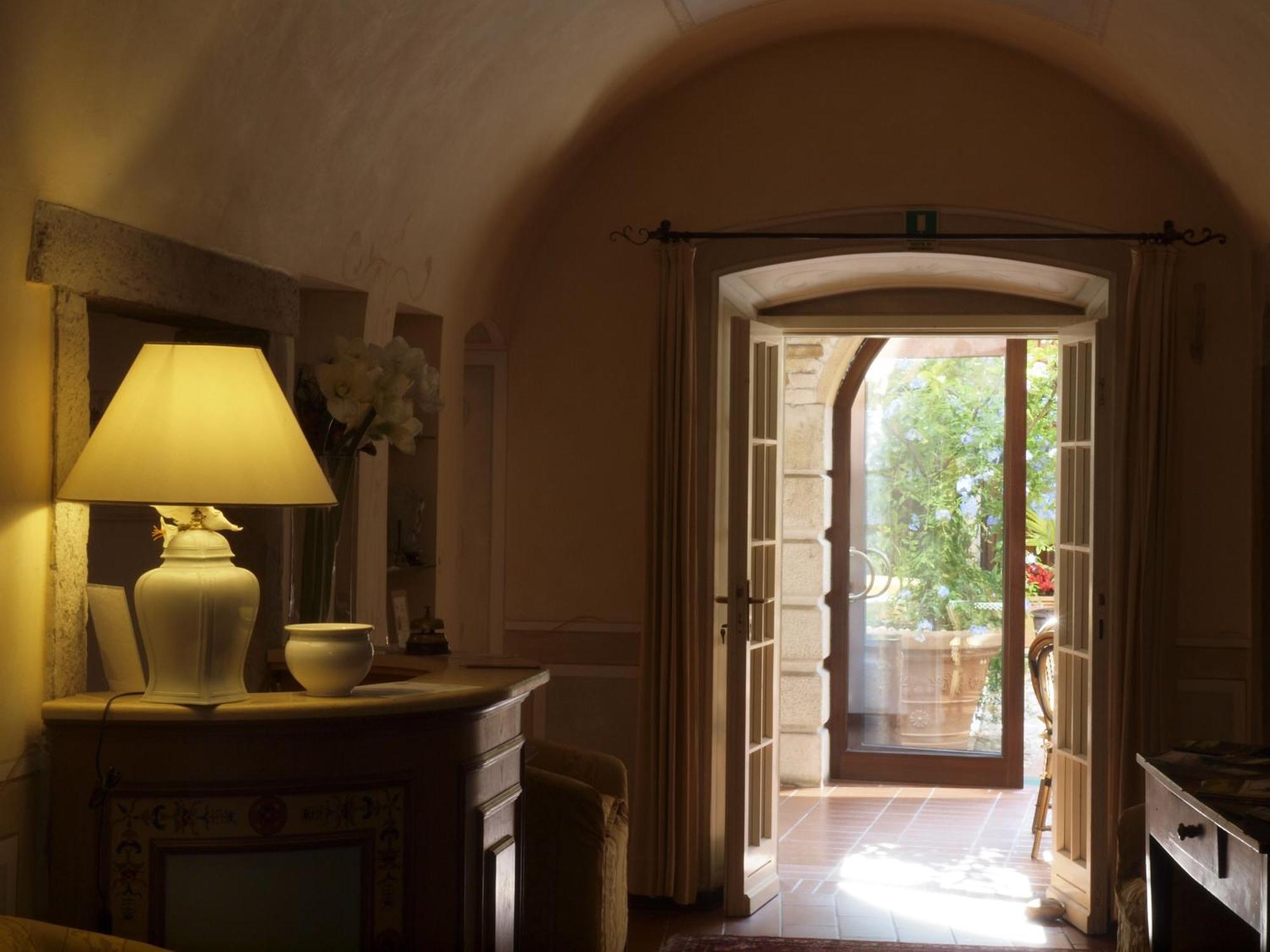 Hotel San Filis サン・フェリーチェ・デル・ベナーコ エクステリア 写真